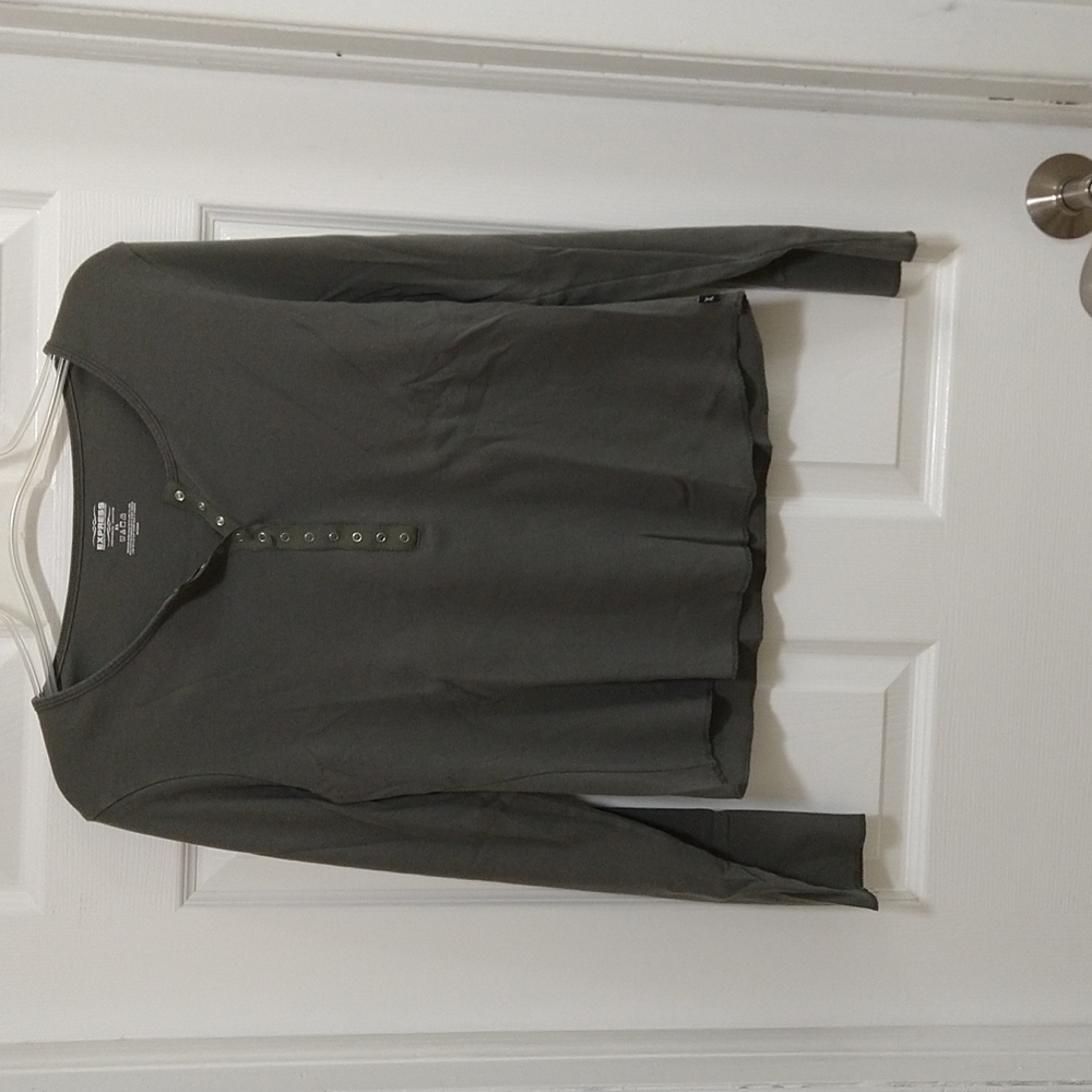 XL womens grey green Express V-neck ,long sleeve Henley top.